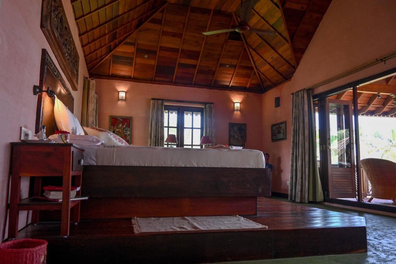 Ameya Kerala Hotel *