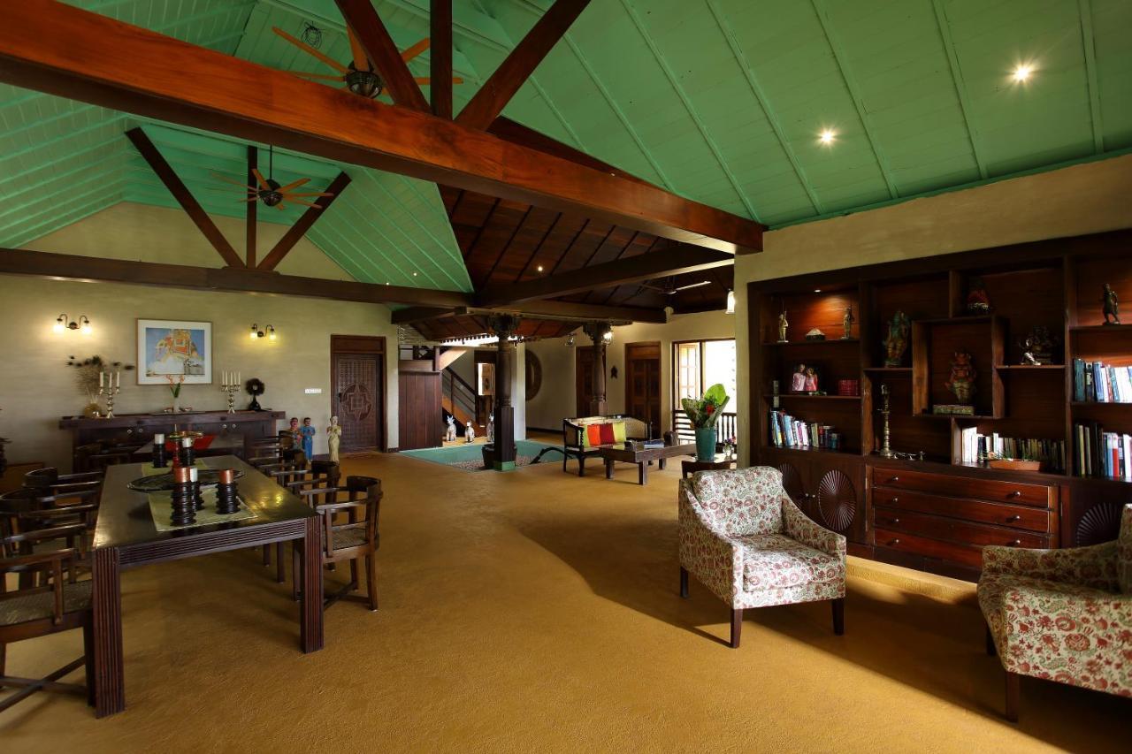 Ameya Kerala Hotel *
